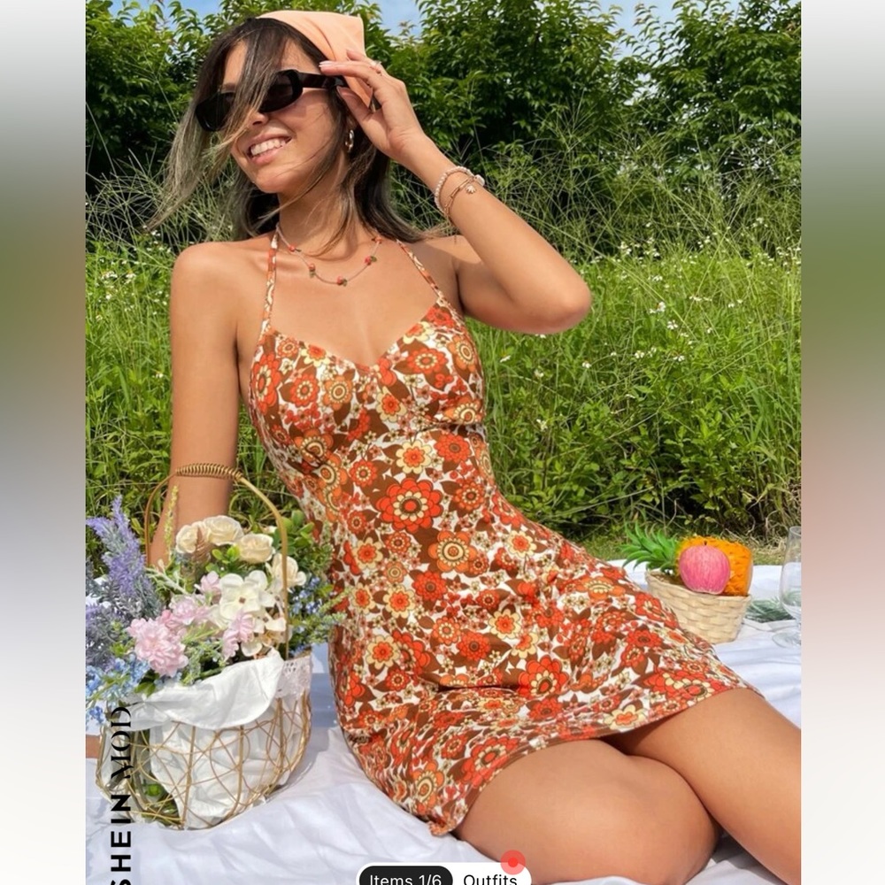 Floral print tie backless halter dress
